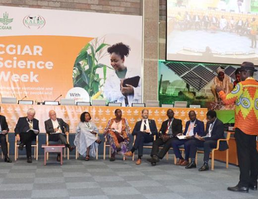 Dr Kwesi Attah-Krah moderating the panel session during the CAADP Side Event at the CGIAR Science Week in Nairobi, Kenya.