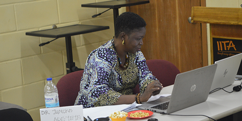 One of the facilitators, Dr Jumoke Adeyeye reviewing lecturers’ feedback during the feedback session.(Photo Credit: Tunde Agunbiade)