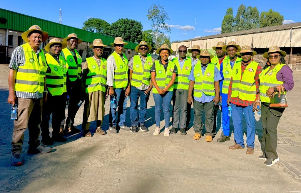  NARES 2026 Hybrid-Maize Learning tour delegates during a visit to the ZAMSEED factory in Zambia.